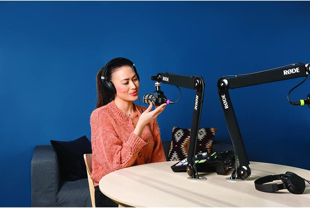 RØDE PSA1+ Professional Articulated Arm Tripod for Studio Applications with Innovative Spring System Neoprene Black
