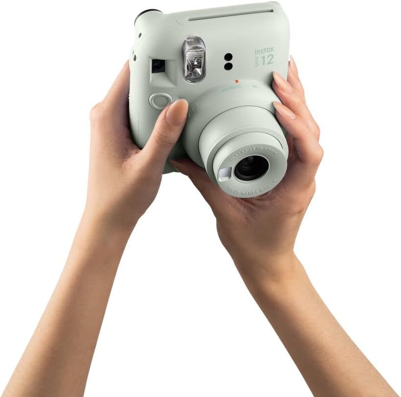 Instax Mini 12 Sofortbildkamera – Automatische Belichtung, Selfie-Spiegel, Nahaufnahme, Mint Grün