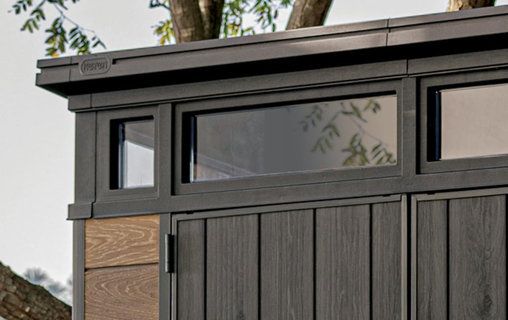 Keter Gerätehaus Signature 7x7 mit Doppeltür und Bodenplatte, abschließbar, Kunststoff wetterfest, 4,7 m² Gartenhaus Walnuss