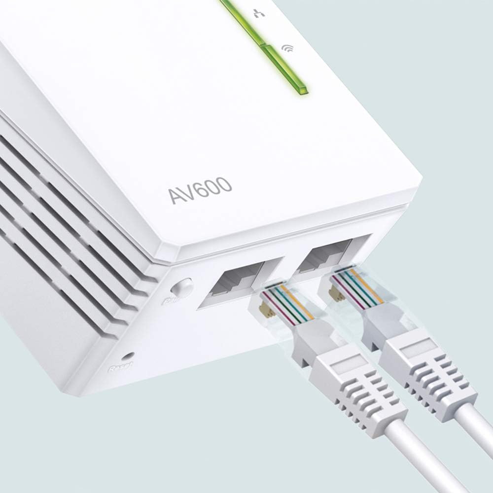 TP-Link TL-WPA4220 KIT AV600 Wi-Fi N300 WiFi Powerline (600Mbps maximum Powerline, 300Mbps maximum 2.4GHz Wi-Fi, Plug and Play, compatible with all Powerline adapters, set of 2), white