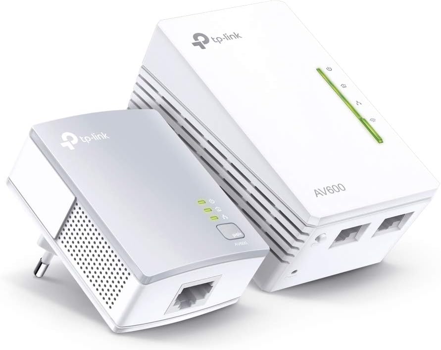 TP-Link TL-WPA4220 KIT AV600 Wi-Fi N300 WiFi Powerline (600Mbps maximum Powerline, 300Mbps maximum 2.4GHz Wi-Fi, Plug and Play, compatible with all Powerline adapters, set of 2), white