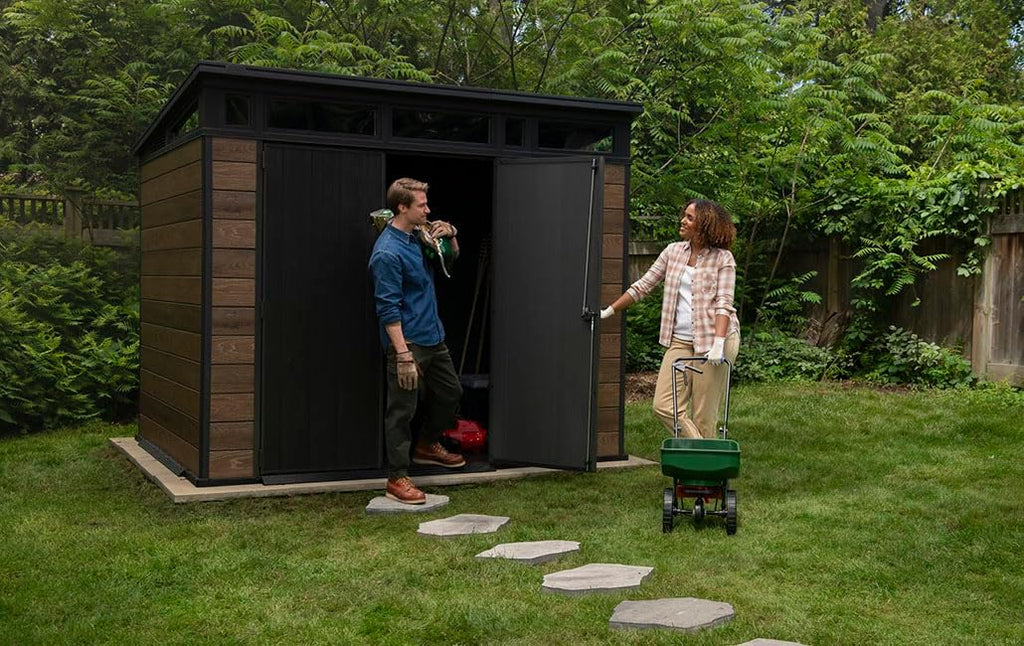 Keter Signature Gartenhaus 9x7 Gerätehaus 279x218x226 cm Kunststoff Walnuss mit Pultdach und Bodenplatte wetterfest UV-beständig