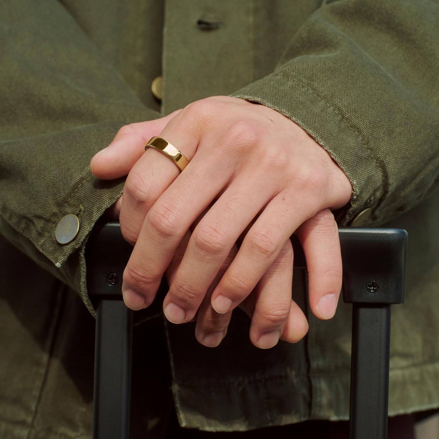 OURA Ring 5 Gold - Size 8 - Find Your Ring Size