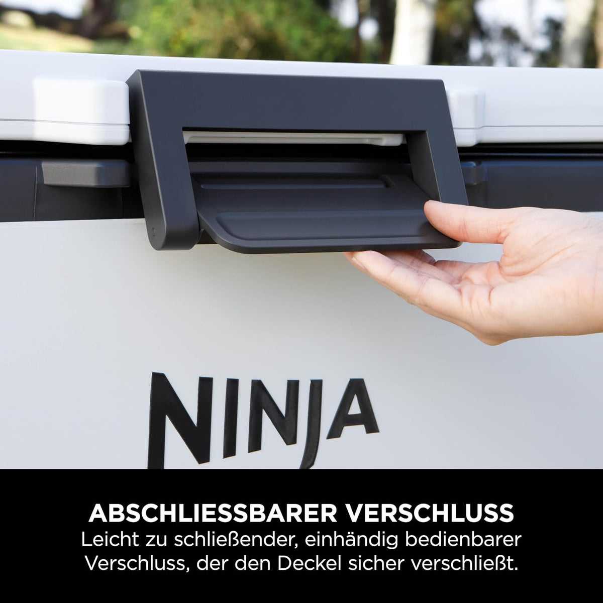 Ninja FrostVault Kühlbox mit Rollen und Isolierung, Wolkenweiß, FB245EUWH