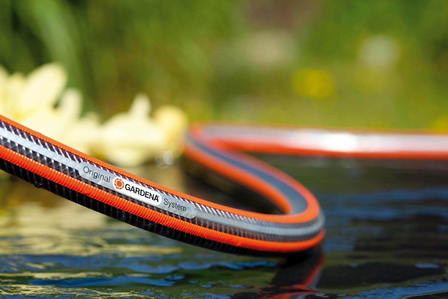Gardena Premium SuperFLEX Schlauch 19 mm (3/4 Zoll), 25 m: Gartenschlauch mit Power-Grip-Profil, 35 bar Berstdruck, hochflexibel, formstabil, UV-beständig (18113-20)