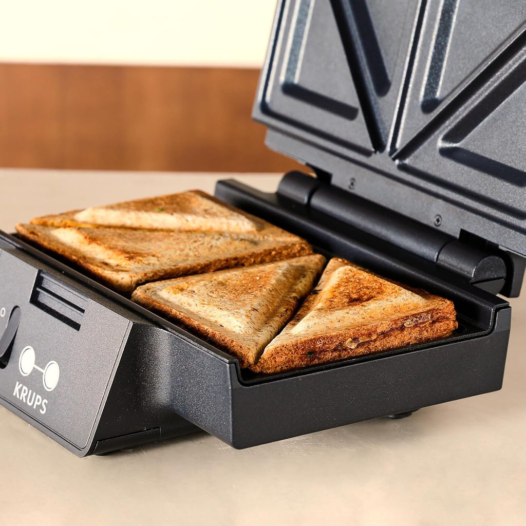 KRUPS FDK461 Sandwichmaker – Dreiecks-Sandwichtoasts, Keramik-Antihaftplatten, 850W, extra tiefe Form für leckere Gourmet-Sandwiches, schnelles Erhitzen, platzsparend, Standard, schwarz