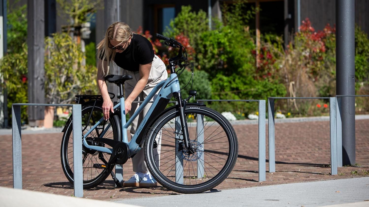Fischr Viator Move 01 Electric Bike for Men and Women