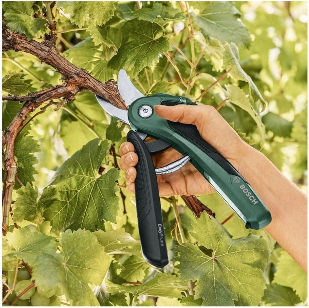 Bosch Home and Garden elektrische Gartenschere EasyPrune (integrierter 3,6 Volt Akku, 450 Schnitte/Akkuladung, im Karton)