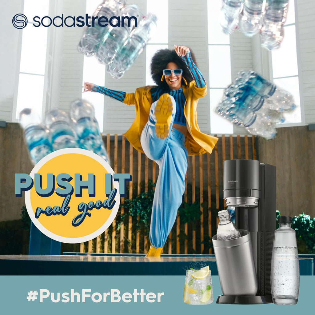 SodaStream® enso™ Premium Wassersprudler aus Edelstahl | inkl. 1 L BPA-FREIE KUNSTSTOFFFLASCHE (spülmaschinengeeignet) + Reinigungstuch + SodaStream Quick Connect Reservezylinder
