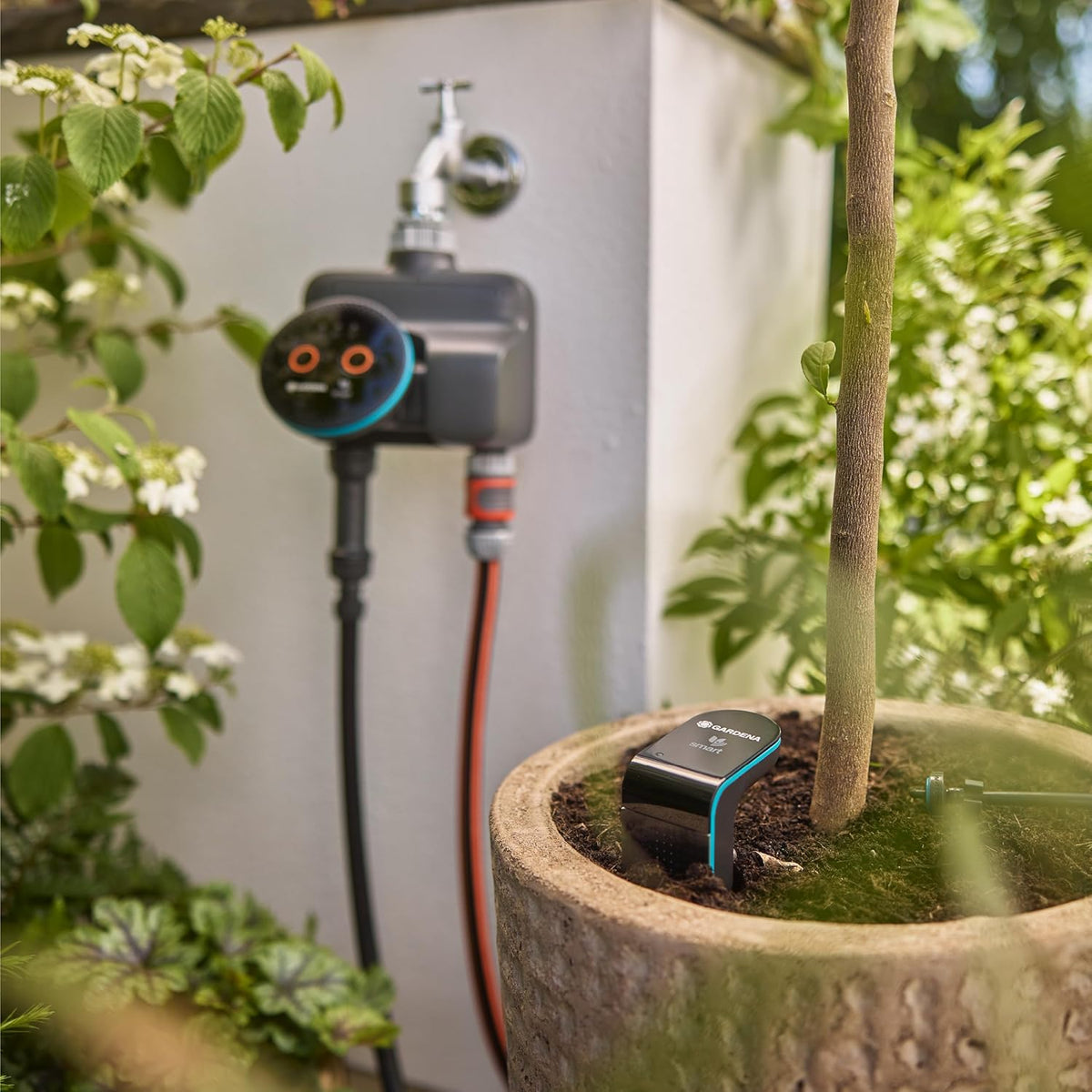 Gardena smart Dual Water Control Bewässerungssteuerung; smart: Datengesteuerte Bewässerung*, Smart Home Integration*, Für zwei unabhängige Gartenbereiche, Hochwertige Ventiltechnik (19034-20)