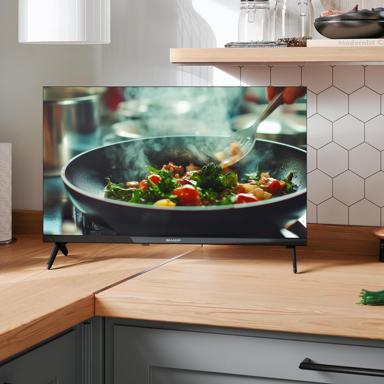 SHARP 24HA1705E Fernseher 24 Zoll (60 cm) LED TV mit HD-Ready Auflösung