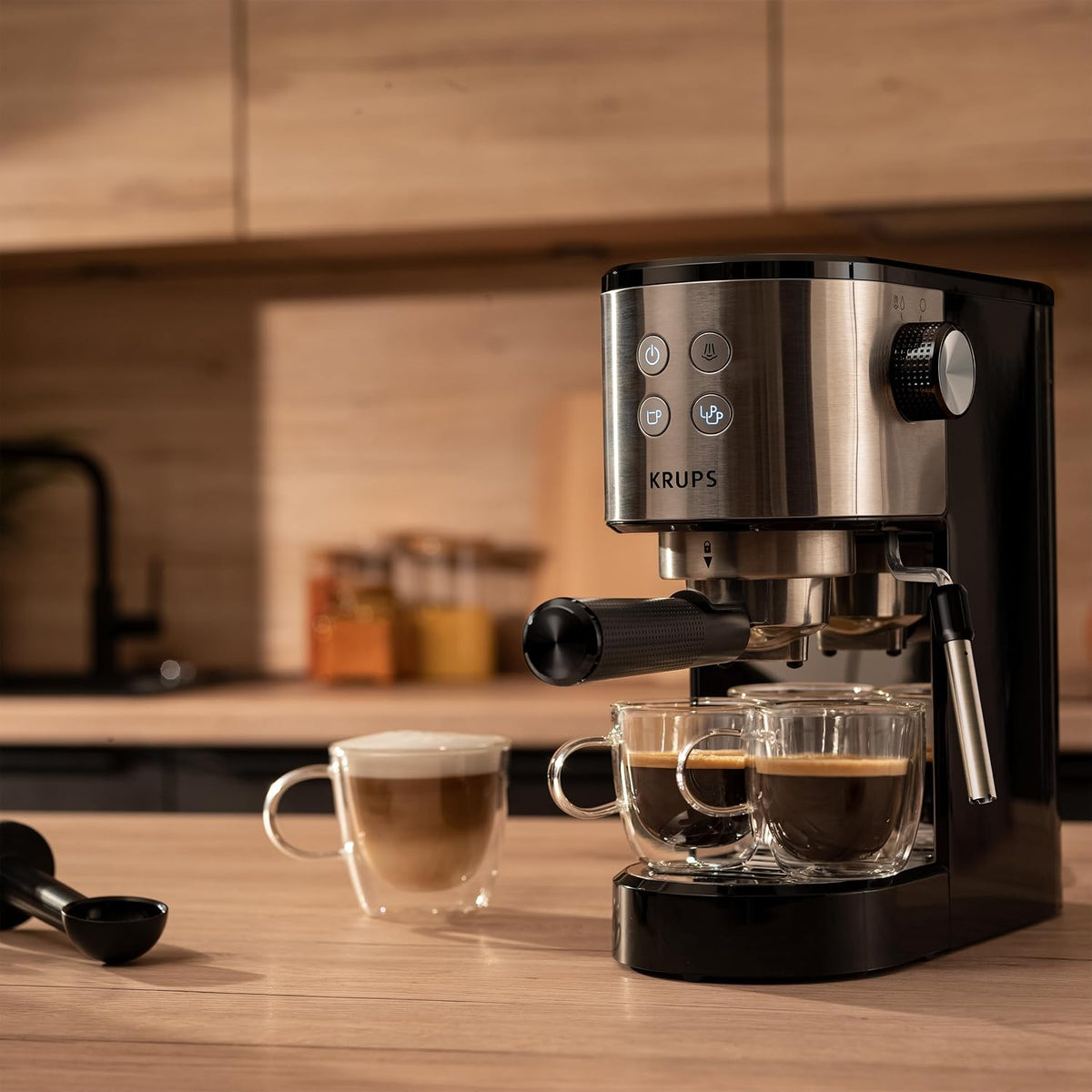 Krups Virtuoso Essential Espresso-Siebträgermaschine, 15 bar, Edelstahl-Applikationen, schlankes Design, Bedienfeld mit 4 Funktionen, inkl. Barista-Zubehör, Edelstahl, XP441810