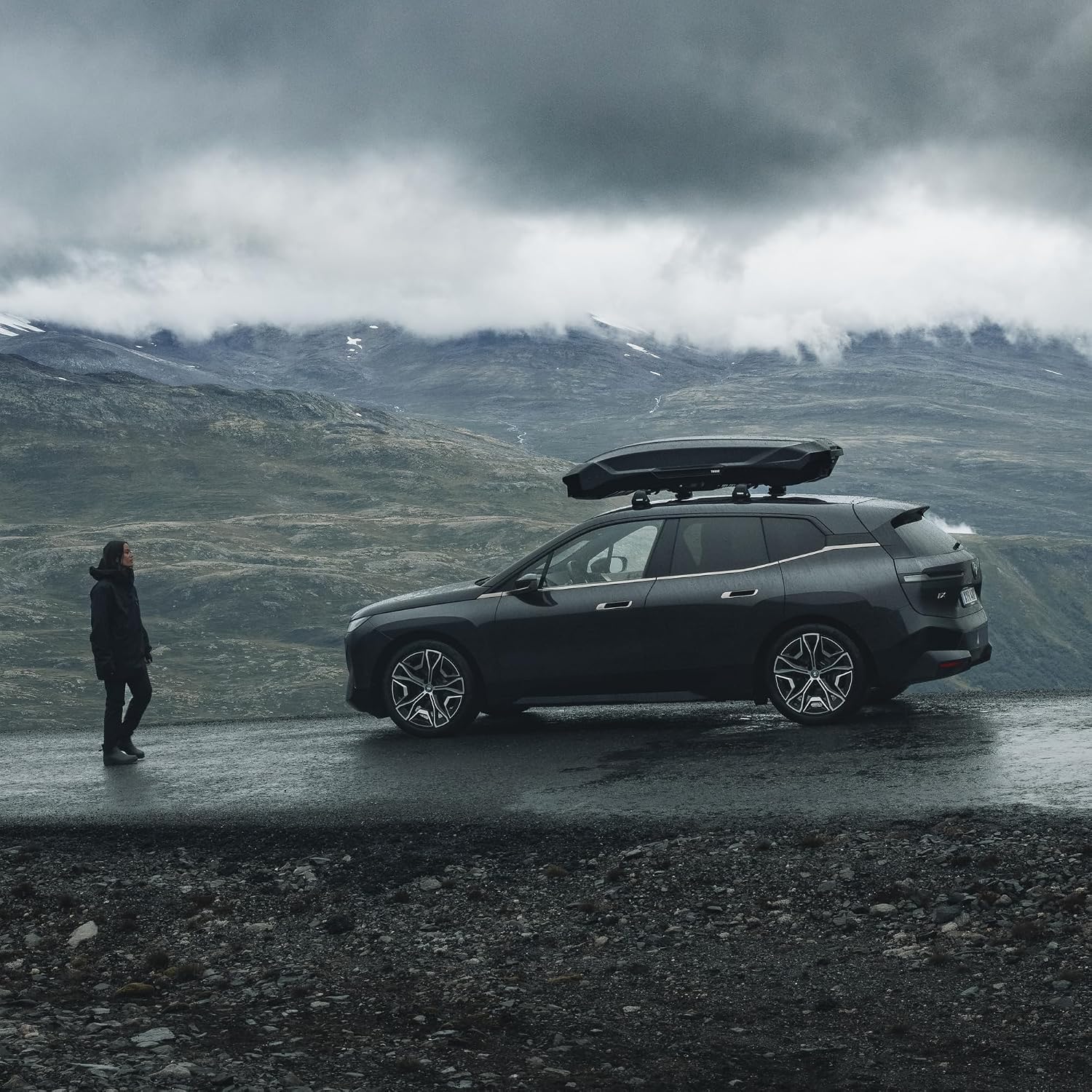 Thule Motion 3 XL Low black glossy