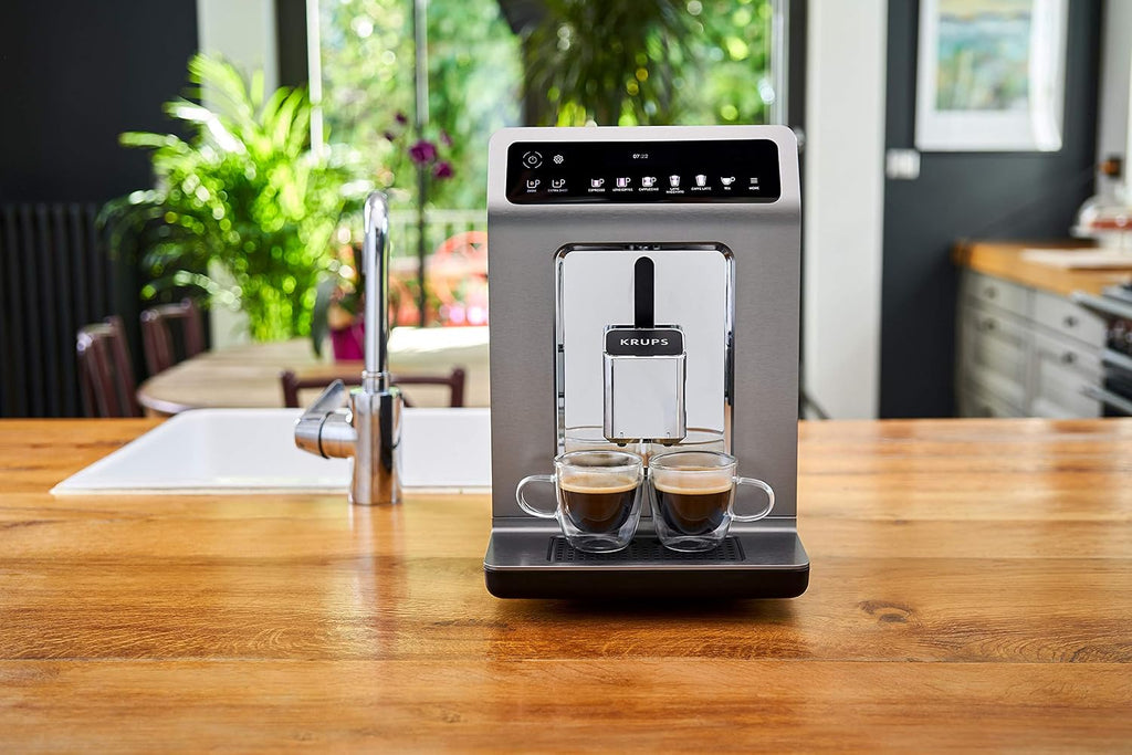 Krups Evidence Plus Kaffeevollautomat mit Milchschlauch, 19 Getränke, 2-Tassen-Funktion, Farbdisplay, Kaffeemaschine, TÜV-Siegel, Silber, EA894T10, Titanium-metallic