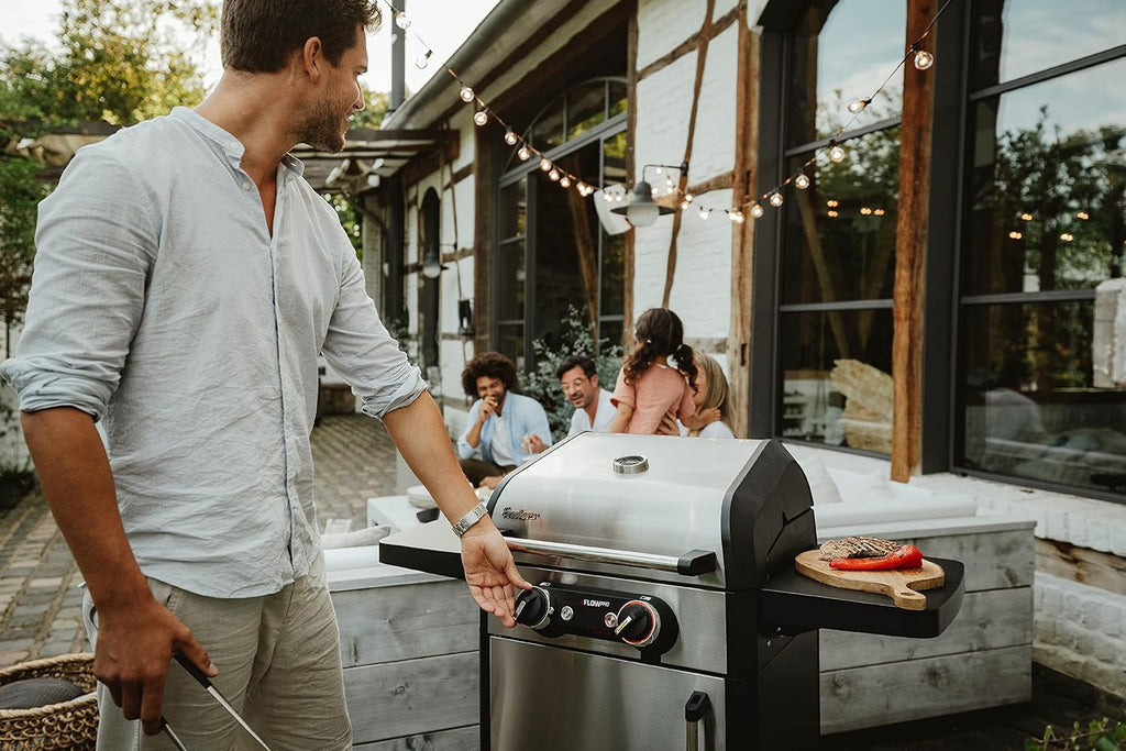 Enders Elektrogrill eFLOW PRO 2 TURBO, mit Gussrost SWITCH GRID, TURBO ZONE für heiße Temperaturen, SIMPLE CLEAN Reinigungssystem, Aluguss-Seitenteile an Garhaube und Brennkammer, Grillwagen #97106