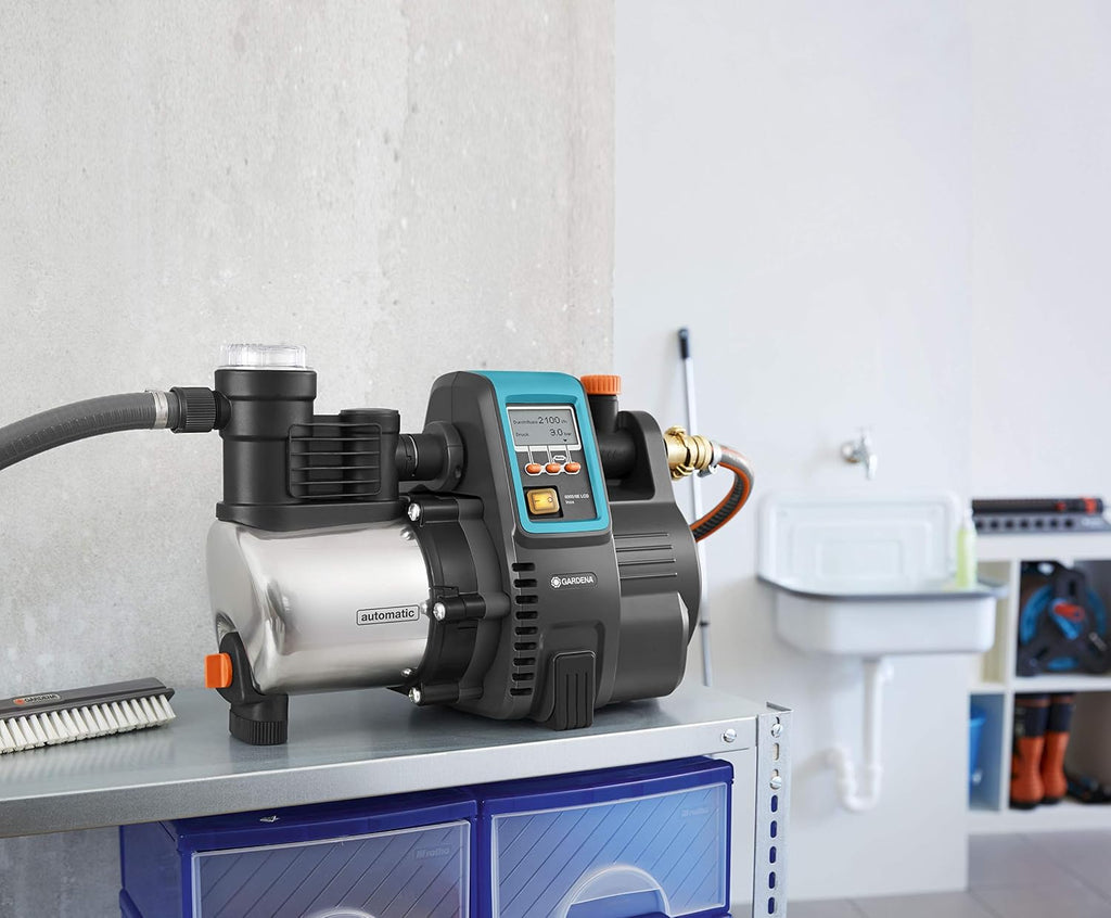 Gardena Premium Hauswasserautomat 6000/6E LCD Inox: Hauswasserpumpe mit 6000 l/h Fördermenge, 1300 W Motor, mit LC-Display, Pumpengehäuse aus rostfreiem hochwertigem Edelstahl (1760-20)