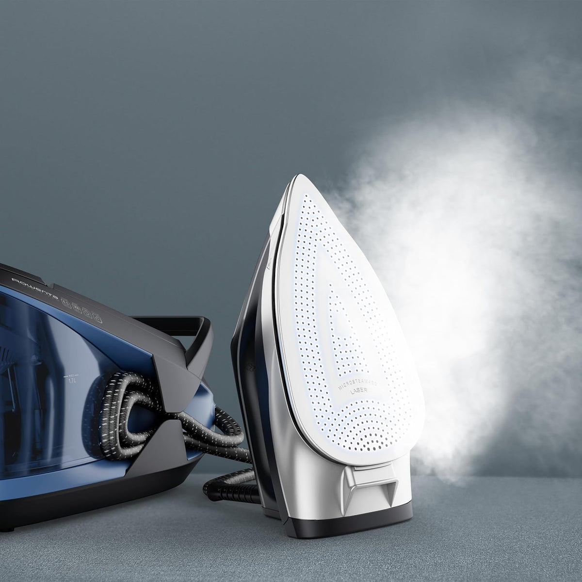 Rowenta VR8325 Turbosteam Dampfbügelstation, 2600 Watt, 120 g/Min. konstanter Dampf, 350 g/Min. extra Dampfstoß, schnellaufheizend, 1,7 L Wassertank, Antikalk-System, Eco-Modus, Schwarz/Blau