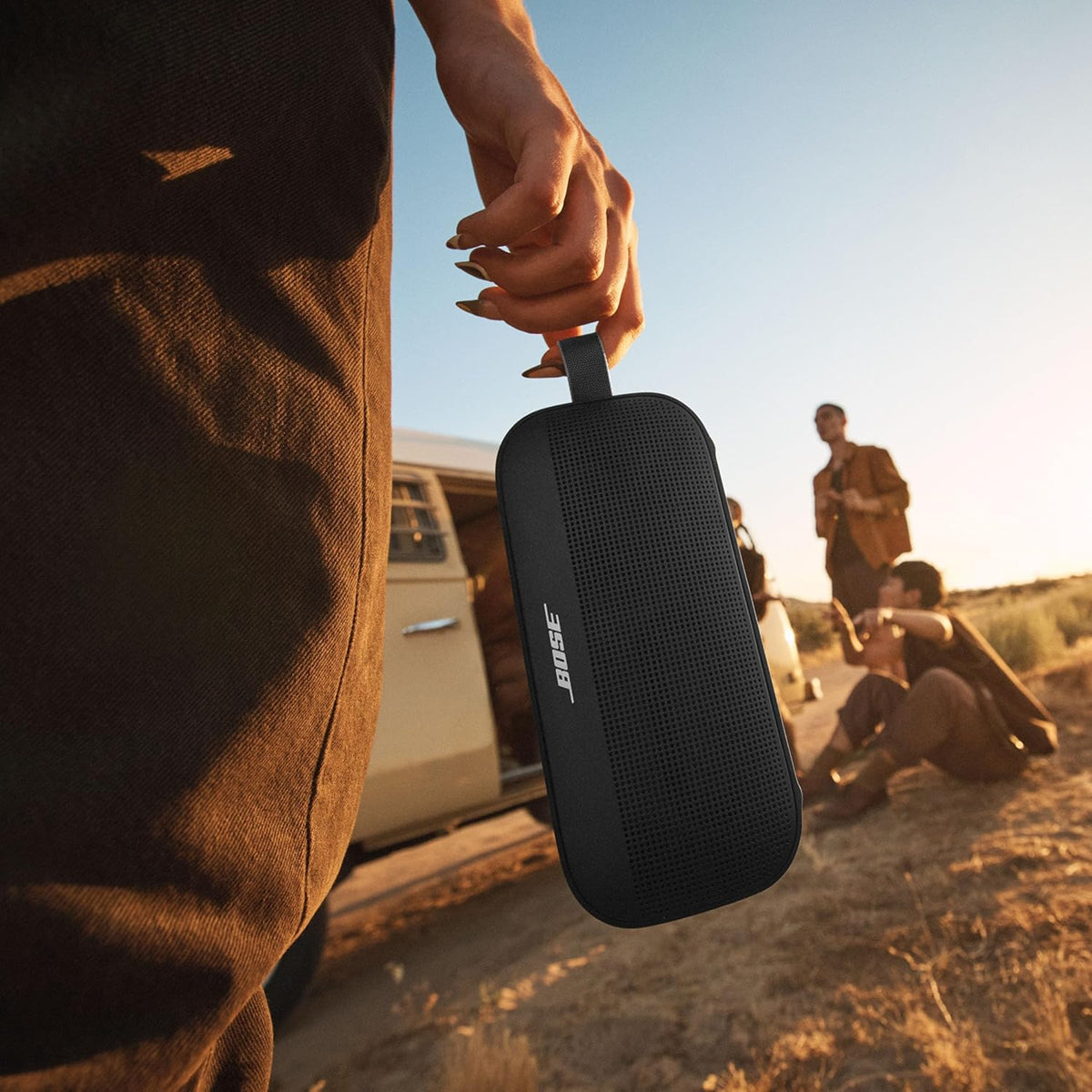 Bose SoundLink Flex Portable Bluetooth Speaker (2nd Gen.), Portable Outdoor Speaker with Lifelike Sound, Up to 12 Hours Battery Life, Dustproof and Waterproof, Black