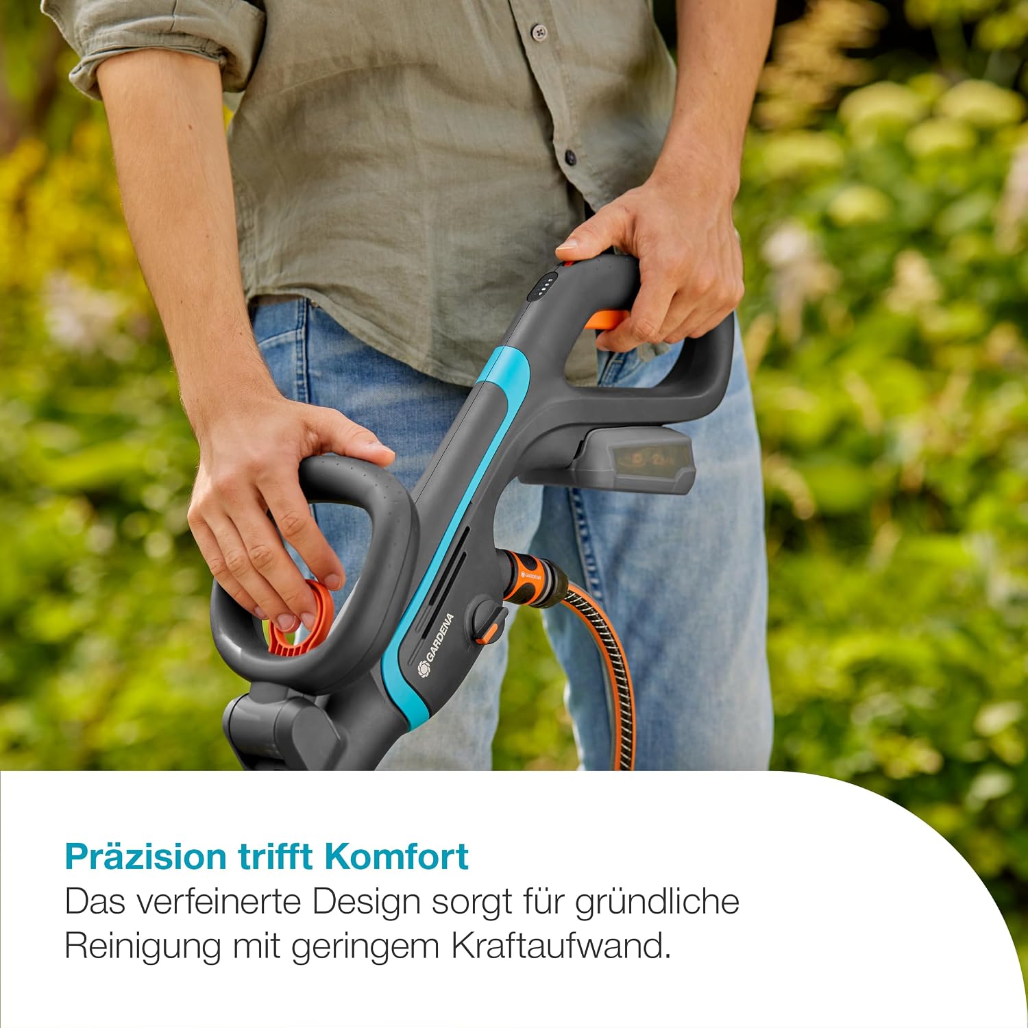 Gardena Akku-Multi-Reiniger AquaBrush Patio 03/18V P4A Ready-To-Use Set: Außenreinigung, Bedienung per Knopfdruck, Terrassenreinigung, Bürstenprofil, Kabellos (14841-20)