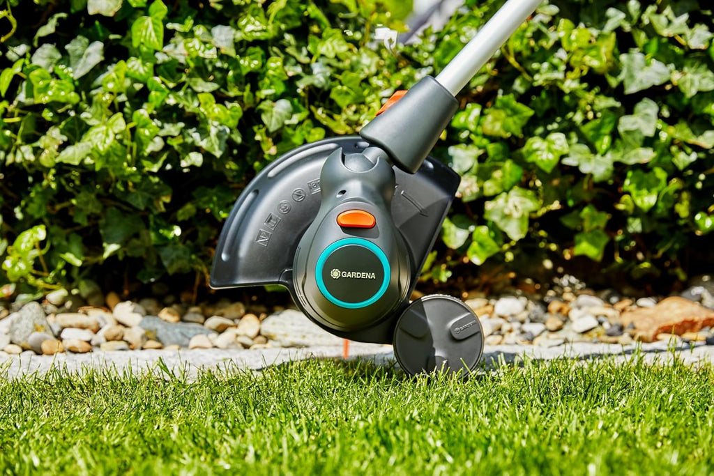 Gardena Akku-Rasentrimmer ComfortCut 23/18V P4A Ready-to-Use Set: Leistungsstark, Leichtgewicht, Teleskopgriff, Kantenschnitt, Kabellos (14701-20)
