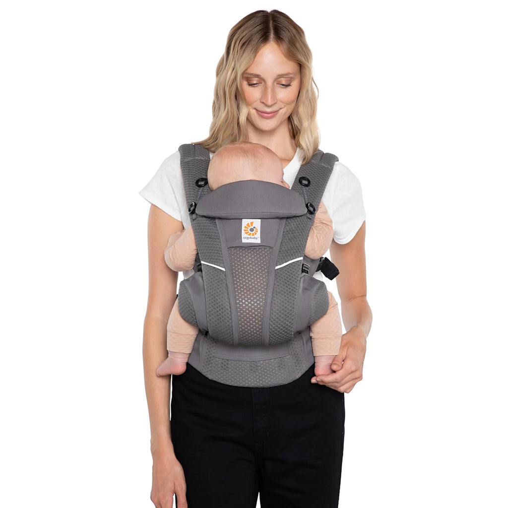 Ergobaby Omni Breeze Babytrage für Neugeborene ab Geburt bis 20kg, 4 Positionen SoftFlex Mesh Ergonomische Babybauchtrage Rückentrage Baby-Tragetasche, Graphite Grey