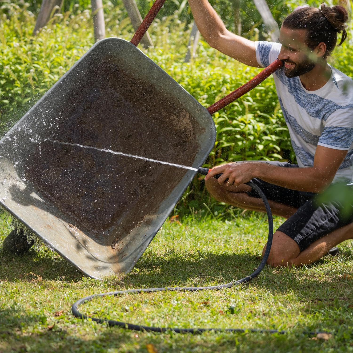Gardena Haus- & Gartenautomat 4600 Silent Pumpen: Automatisierte Bewässerung und Hauswasserversorgung, 25% weniger Stromverbrauch*, Silent Technologie (09070-20)