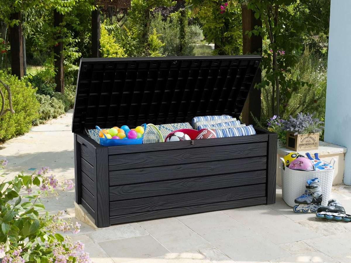 Keter Eastwood Auflagenbox mit 570 Liter Volumen, Wetterfest und Wasserdicht, Sitzgelegenheit, Anthrazit, 72,4 x 155 x 64,4 cm, Kissenbox, Gartenbox