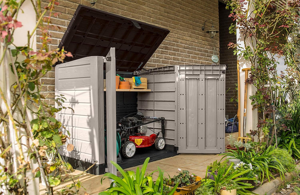 Keter Store it Out Pro Mülltonnenbox mit Gasdruckfeder, wetterfest, abschließbar, beige, 1.200 L, 145,5 x 82 x 123cm, passend für 2x240l Abfalltonnen