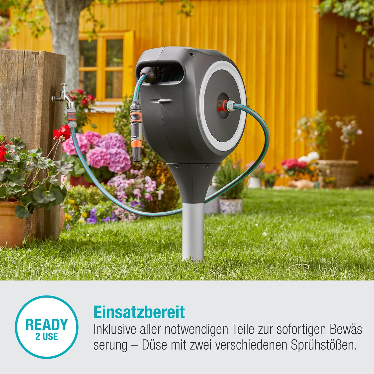 Gardena Garten-Schlauchbox RollUp S (weiß) 15 m: Schwenkbare Schlauchbox, integrierte Schlauchführung, inkl. 15 m Gardena Qualitätsschlauch, Erdspieß und Montagehilfe (18606-20)