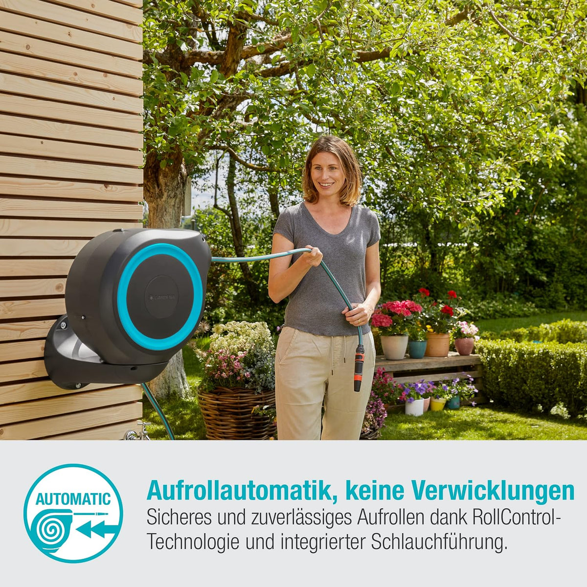 Gardena Wand-Schlauchbox RollUp S (türkis) 15 m: Flexible Bewässerung für kleine Gärten, schwenkbare Trommel, mit Wandhalterung, Systemteilen und Spritze, inkl. 15 m Gardena Schlauch (18600-20)
