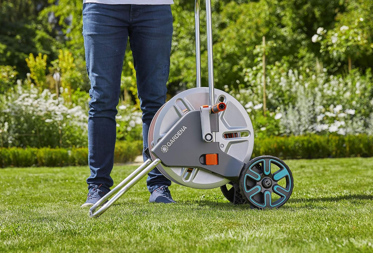 Gardena CleverRoll M Easy Metall Set: Schlauchwagen mit 60 m Kapazität, sehr standfest, stabile Schlauchführung, inkl. 25m Schlauch (18547-20)
