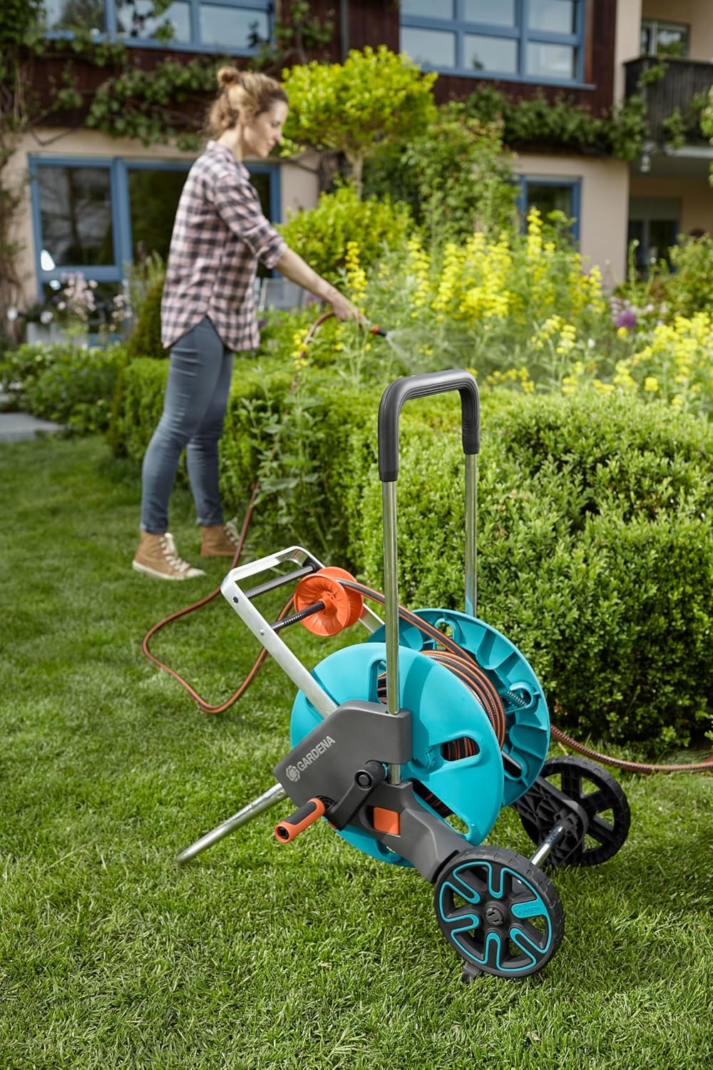 Gardena CleverRoll M Easy Set: Schlauchwagen mit bis zu 60 m Kapazität, besonders standfest, mit komfortabler Schlauchführung in robustem Metallrahmen, Nachtropfstopp (18517-20)