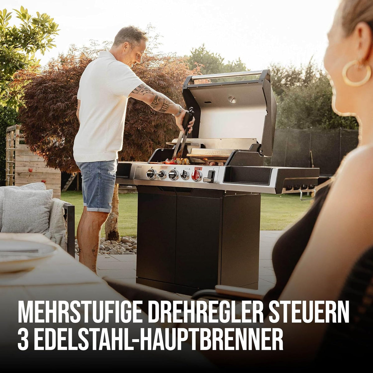 Enders® Gasgrill UNIQ 3 IK CRUSTER®, 3-Edelstahlbrenner, mehrstufige Drehregler, 800 °C TURBO ZONE™, SWITCH GRID™, HEAT RANGE™, SIMPLE CLEAN™, doppelwandige Garhaube, GN ½ Container #8700