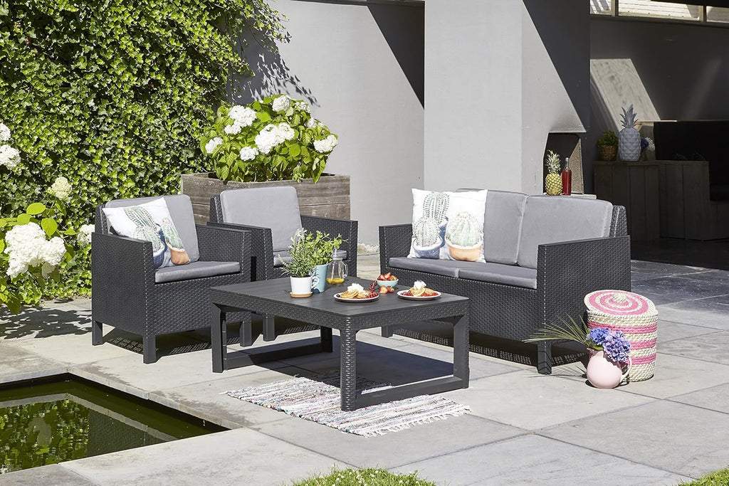 Allibert by Keter Chicago Lounge Set für 4 Personen, 2-er Sofa, 2 Gartensessel mit Rückenkissen und höhenverstellbarem Lyon Tisch, graphit/cool grau, wetterfest